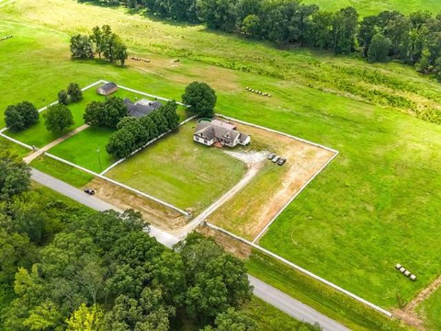 House for sale in Fayette, Alabama