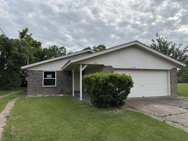 House for sale in Jefferson, Texas