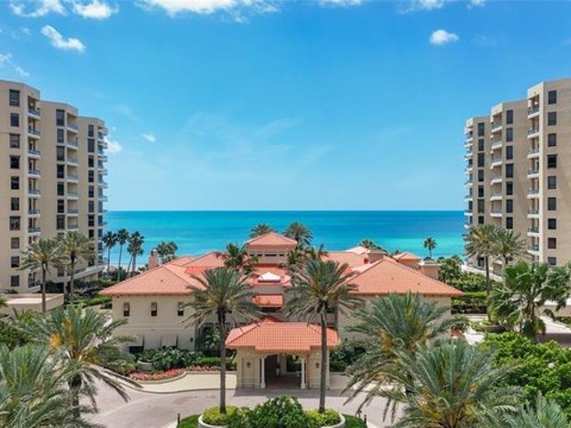 Condo for sale in Longboat Key, Florida