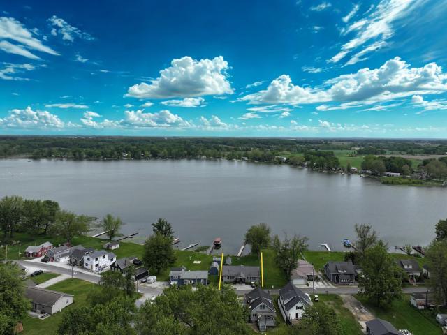House for sale in Lake Bruce, Kewanna