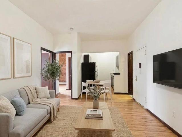 Room for rent in Arverne, New York