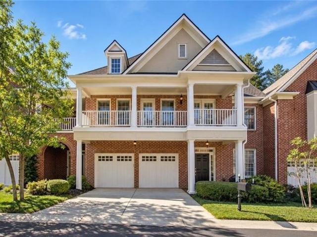 Townhouse for sale in Dunwoody, DeKalb County
