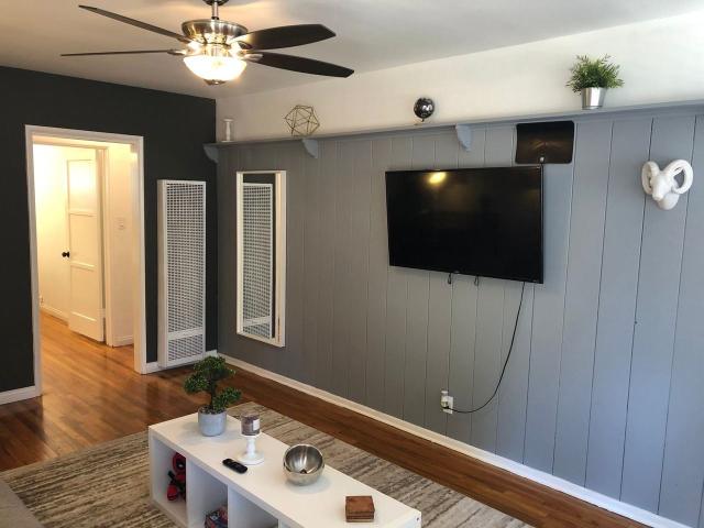 Apartment for rent in North Hollywood Neighborhood Council District, Canoga Park