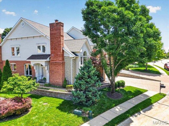House for sale in Creve Coeur, Missouri