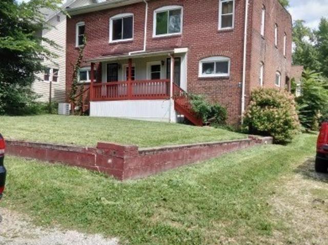 House for sale in Summit, Ohio