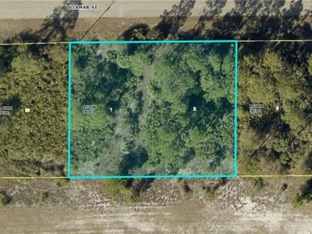 Land for sale in Fort Myers, Florida