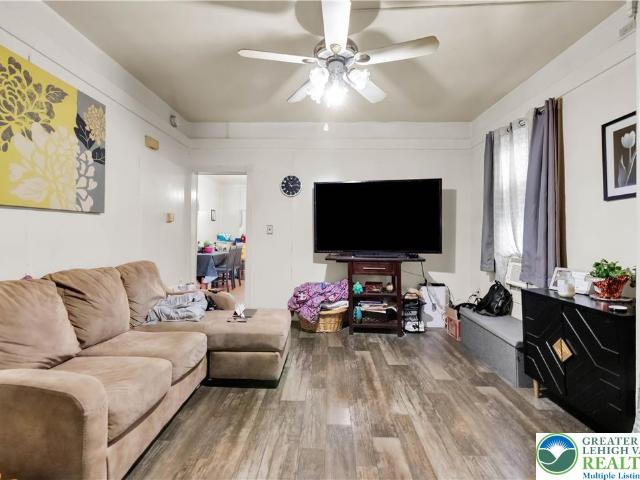 House for sale in Easton, Pennsylvania