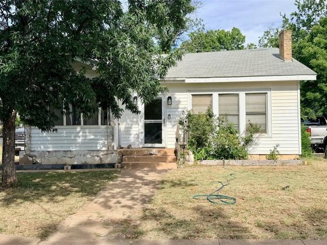 House for sale in Taylor, Texas