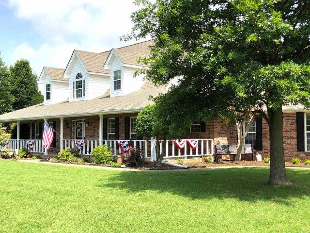 House for sale in Ark