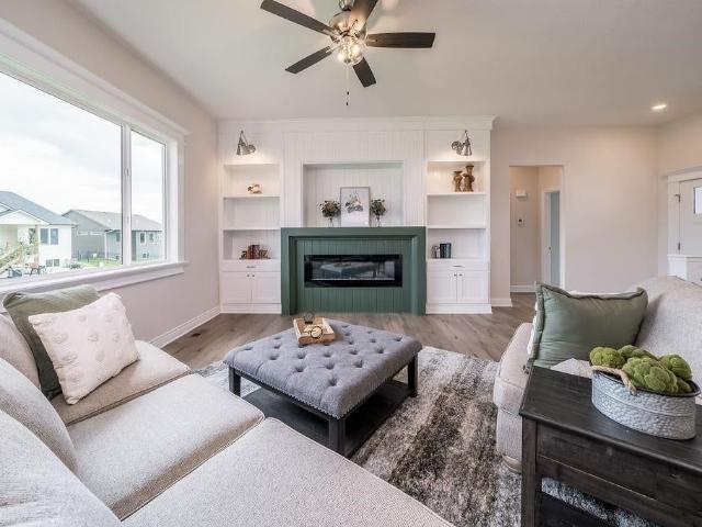 House for sale in Goddard