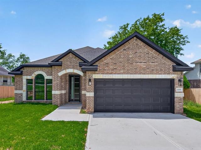 House for sale in Willis, Texas