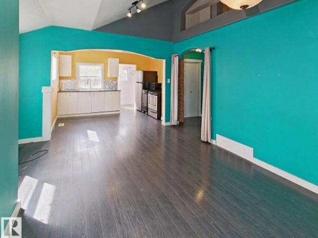 House for sale in Wedgewood, Alberta