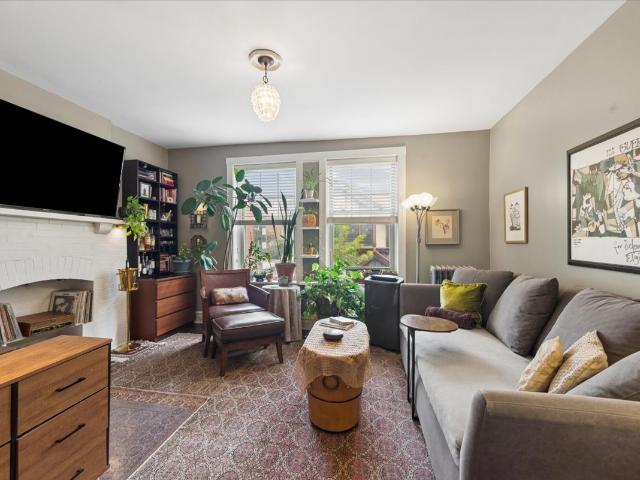 Condo for sale in Chicago Park, Illinois