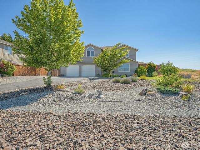 House for sale in East Wenatchee