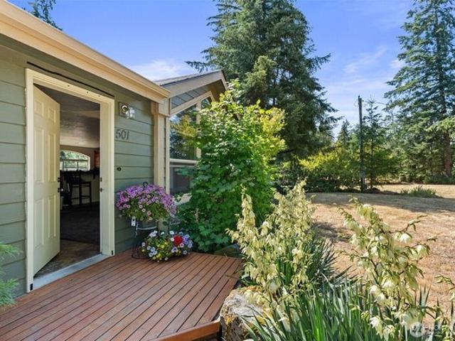House for sale in Thurston, Washington