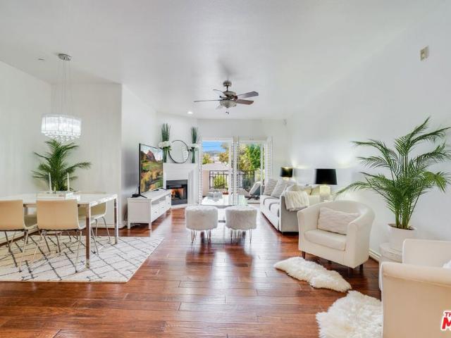 Condo for sale in Studio City, Studio City Neighborhood Council District