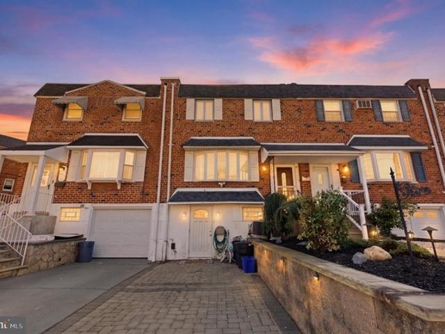 Townhouse for sale in Philadelphia, Pennsylvania