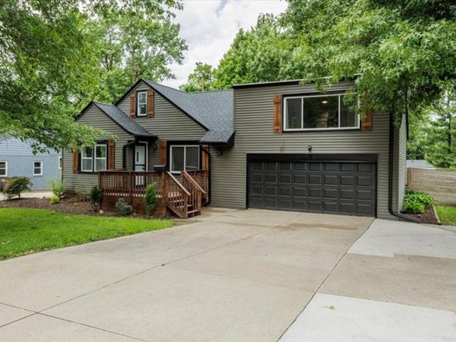 House for sale in Windsor Heights, Iowa