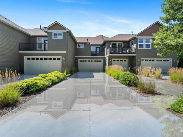 Condo for sale in Eagle