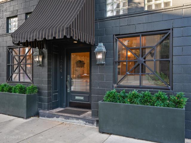 House for sale in Chicago Park, Illinois