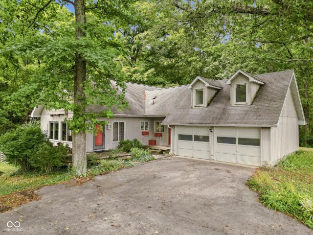 House for sale in Elizabethtown, Indiana