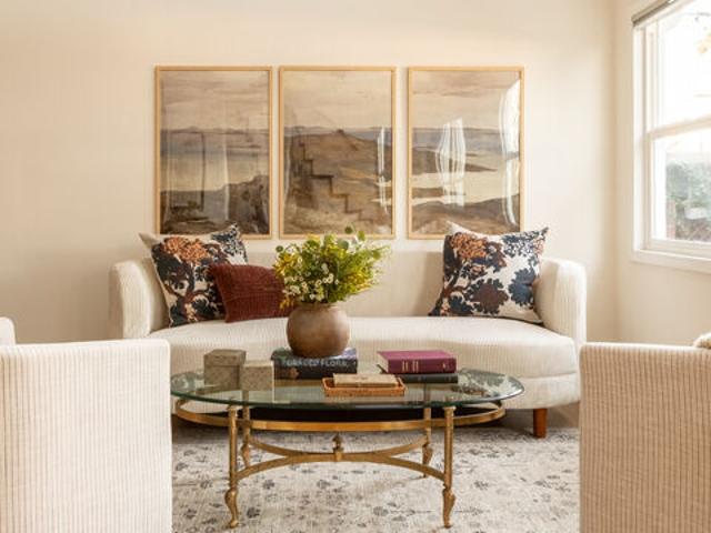 House for sale in Studio City Neighborhood Council District, Canoga Park