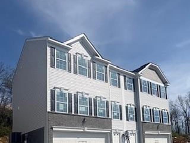 Townhouse for sale in Rillton, Pennsylvania