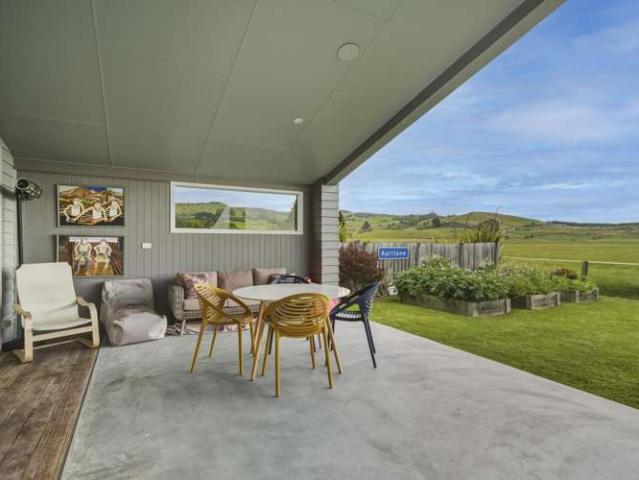 House for sale in Otakou