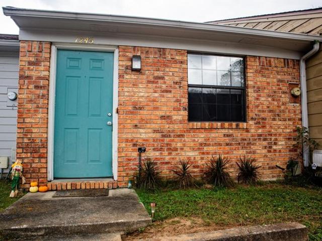 Townhouse for sale in Tallahassee, Florida