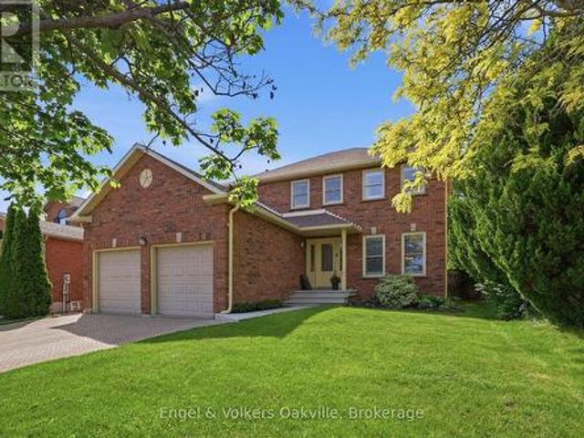 House for sale in Oakville, Ontario