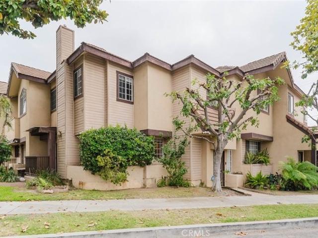 Townhouse for sale in Glendale, California