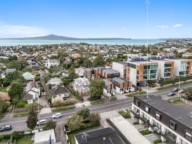 Townhouse for sale in Hillersden