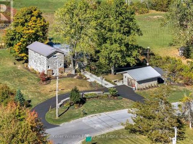 House for sale in Ontario