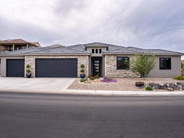 House for sale in Hurricane, Washington County