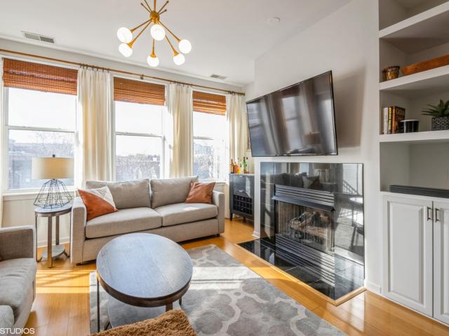 Condo for sale in Chicago Park, Illinois