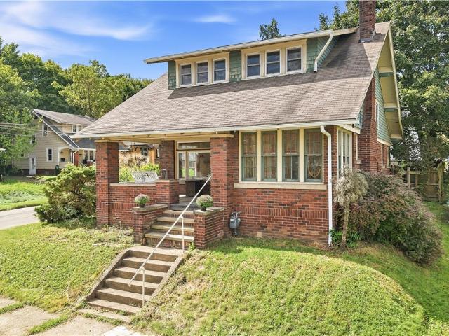 House for sale in Alliance, Stark County
