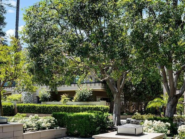 Condo for sale in Pasadena