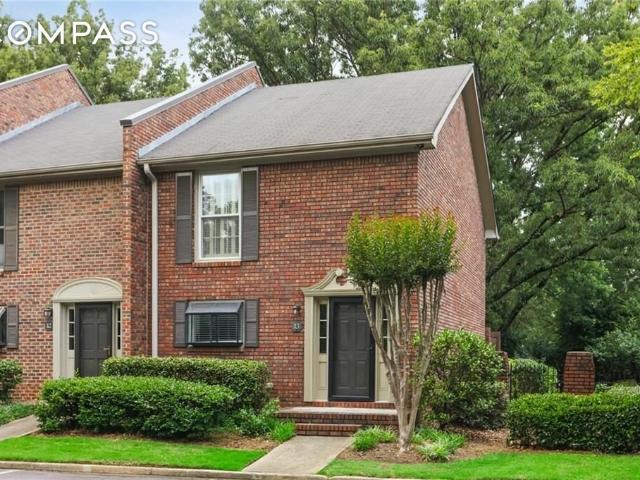 Townhouse for sale in Atlanta