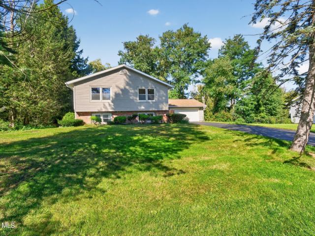 House for sale in Niskayuna, New York