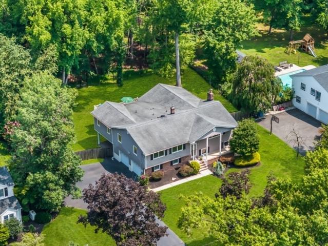 House for sale in Scotch Plains, New Jersey