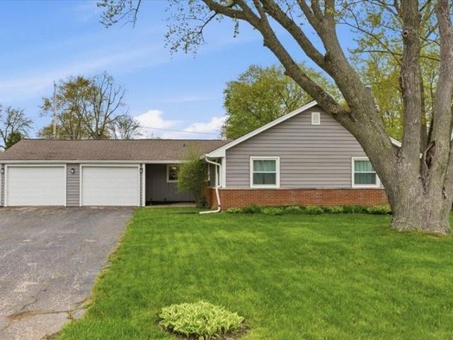 House for sale in Pleasant Prairie, Wisconsin