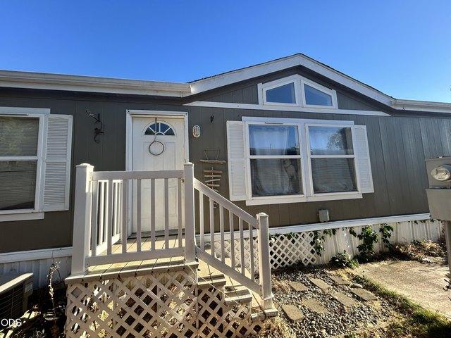 House for sale in Oregonia