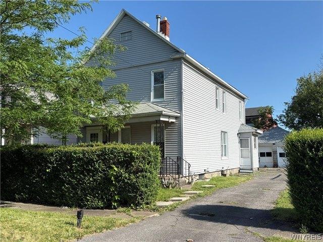 House for sale in Niagara, New York