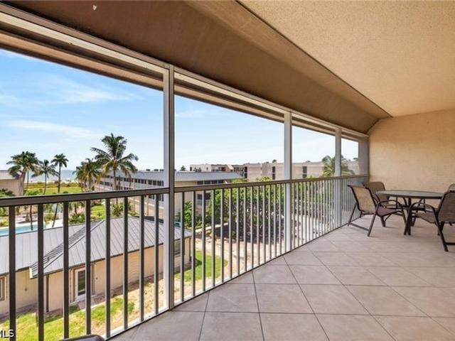 Condo for sale in Sanibel, Florida