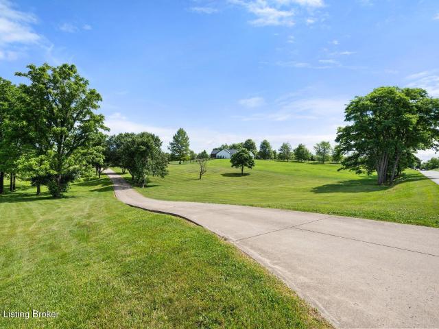 House for sale in Smithfield, Kentucky