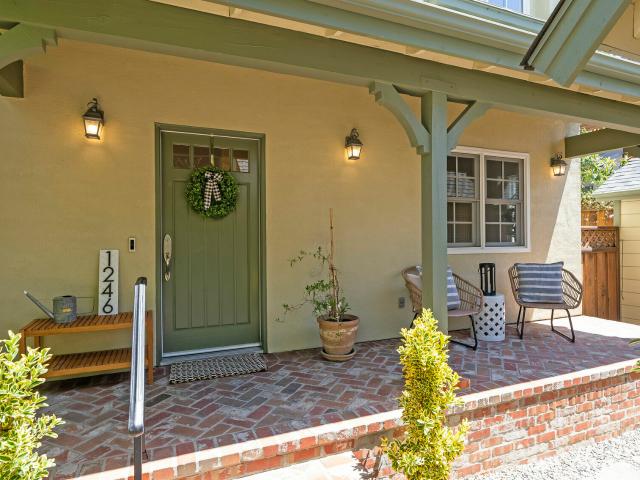 Condo for sale in Menlo Park