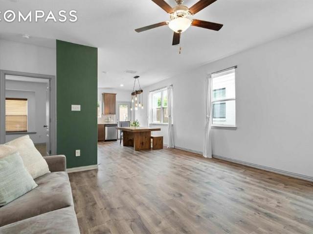 Townhouse for sale in Lewisville