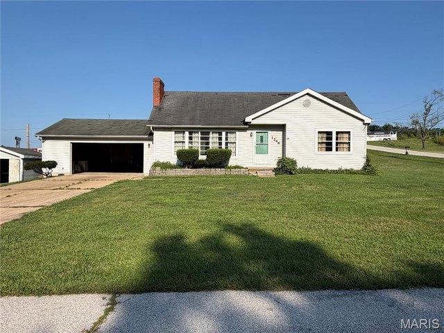 House for sale in Herculaneum, Missouri
