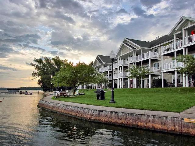 Condo for sale in Cadillac, Michigan