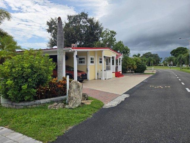 House for sale in Okeechobee, Florida